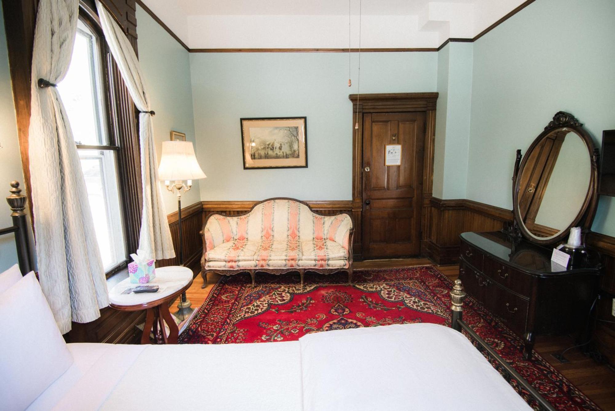 Cedar Crest Inn Asheville Exteriör bild
